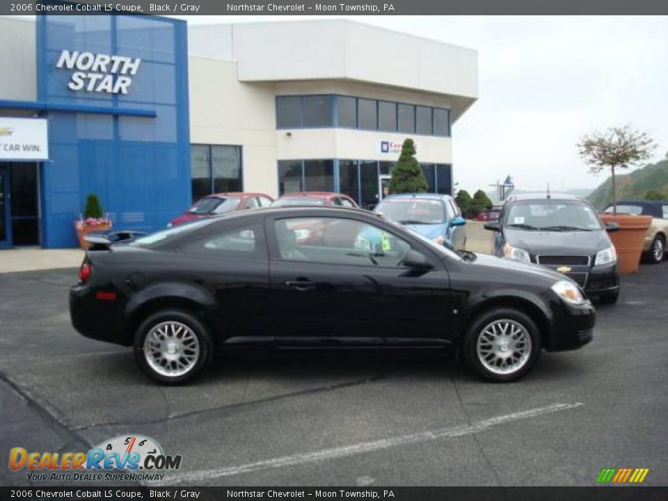 2006 Chevrolet Cobalt LS Coupe Black / Gray Photo #2
