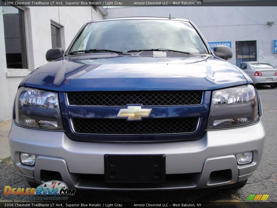 2006 Chevrolet TrailBlazer LT 4x4 Superior Blue Metallic / Light Gray Photo #2