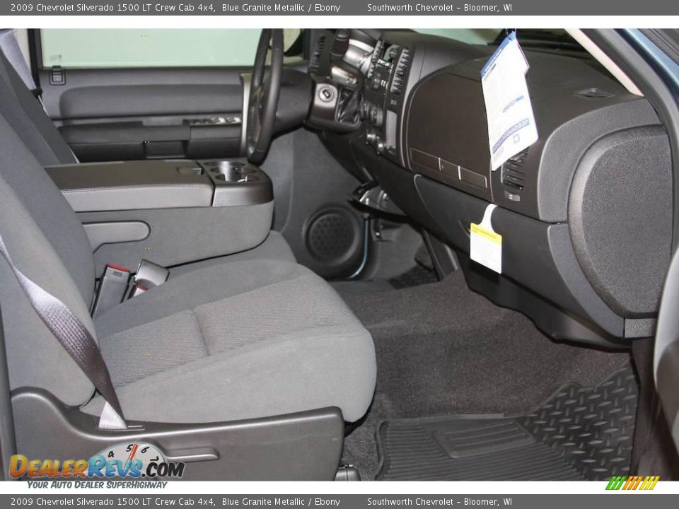 2009 Chevrolet Silverado 1500 LT Crew Cab 4x4 Blue Granite Metallic / Ebony Photo #4