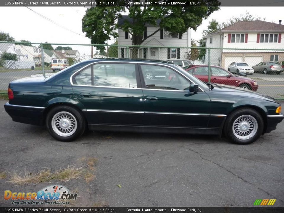 1996 BMW 7 Series 740iL Sedan Oxford Green Metallic / Beige Photo #2