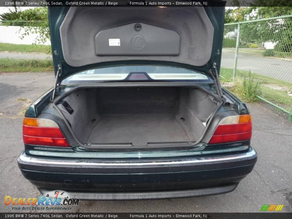 1996 BMW 7 Series 740iL Sedan Oxford Green Metallic / Beige Photo #5