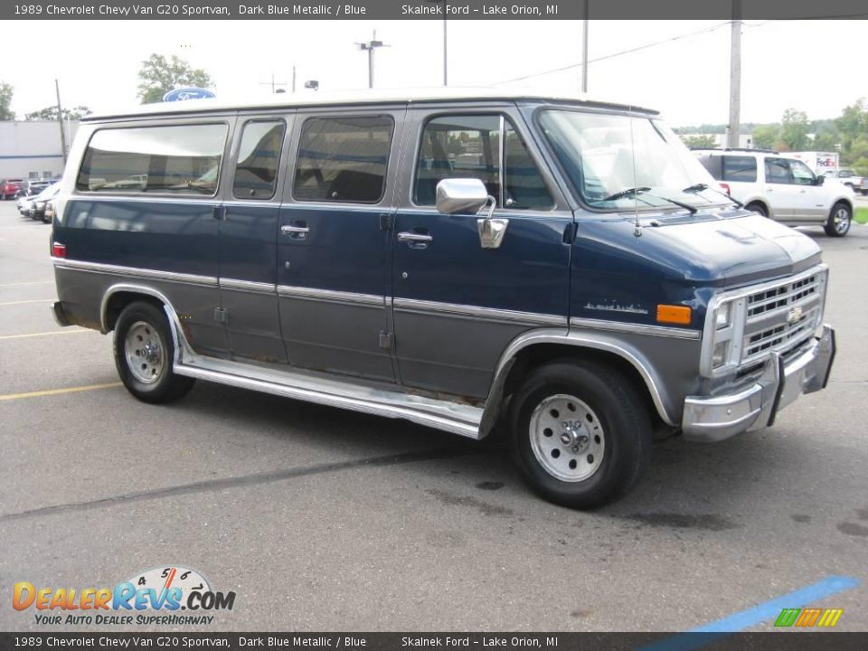 1989 Chevrolet Chevy Van G20 Sportvan Dark Blue Metallic / Blue Photo #5