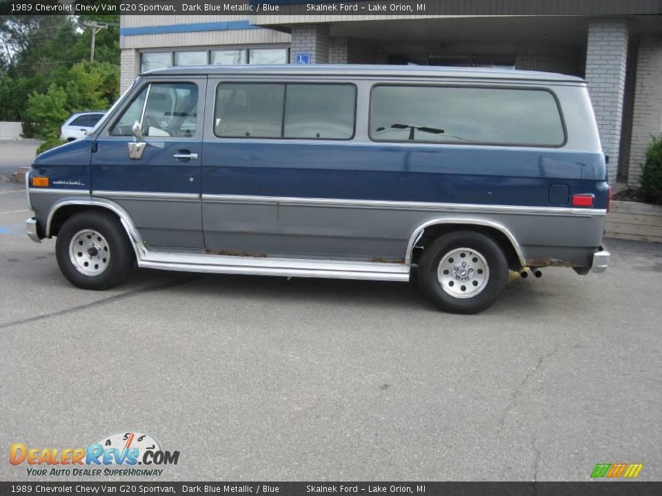 1989 Chevrolet Chevy Van G20 Sportvan Dark Blue Metallic / Blue Photo #13