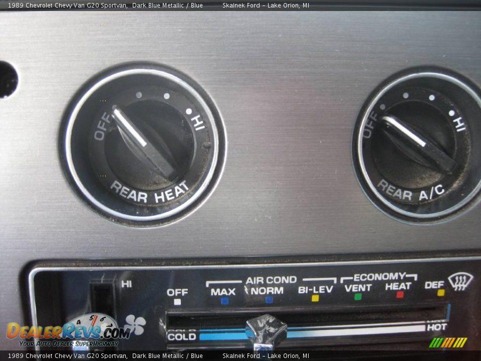 1989 Chevrolet Chevy Van G20 Sportvan Dark Blue Metallic / Blue Photo #28
