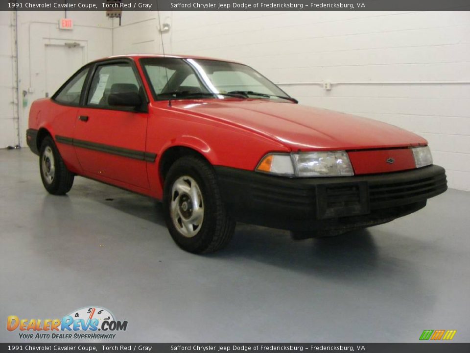 1991 Chevrolet Cavalier Coupe Torch Red / Gray Photo #3
