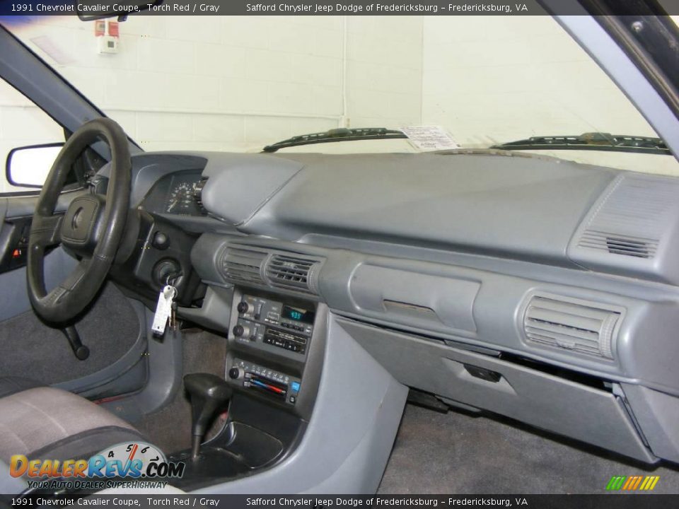 1991 Chevrolet Cavalier Coupe Torch Red / Gray Photo #12