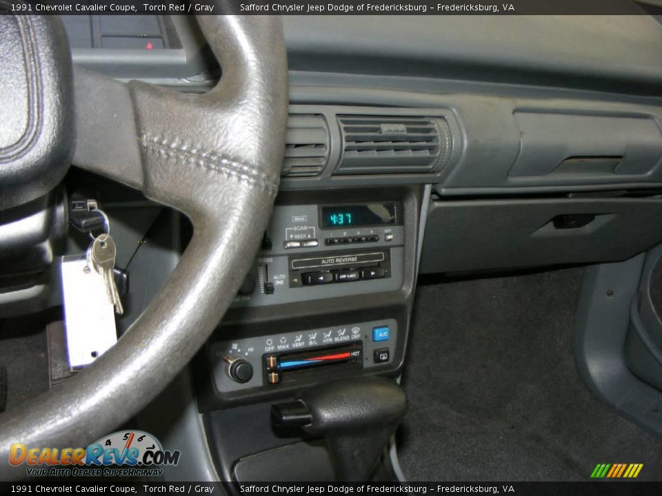 1991 Chevrolet Cavalier Coupe Torch Red / Gray Photo #17