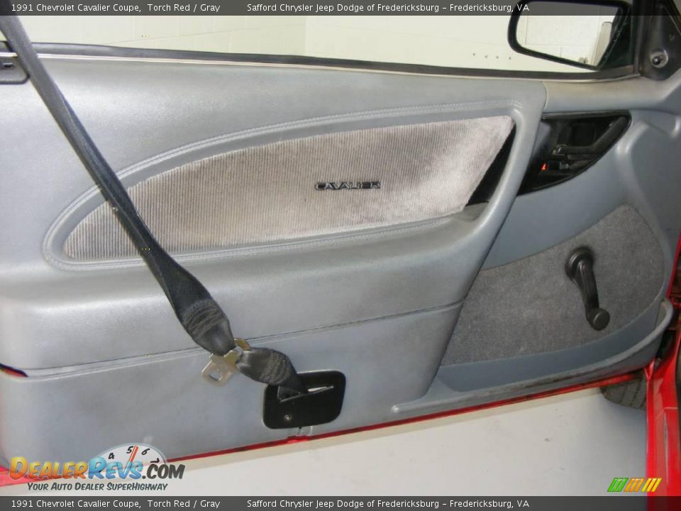 1991 Chevrolet Cavalier Coupe Torch Red / Gray Photo #20
