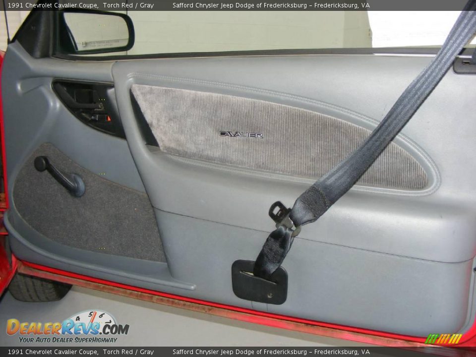 1991 Chevrolet Cavalier Coupe Torch Red / Gray Photo #21