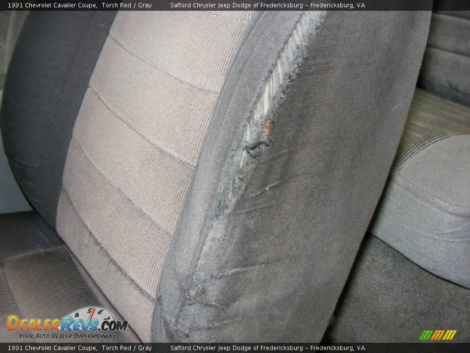 1991 Chevrolet Cavalier Coupe Torch Red / Gray Photo #22