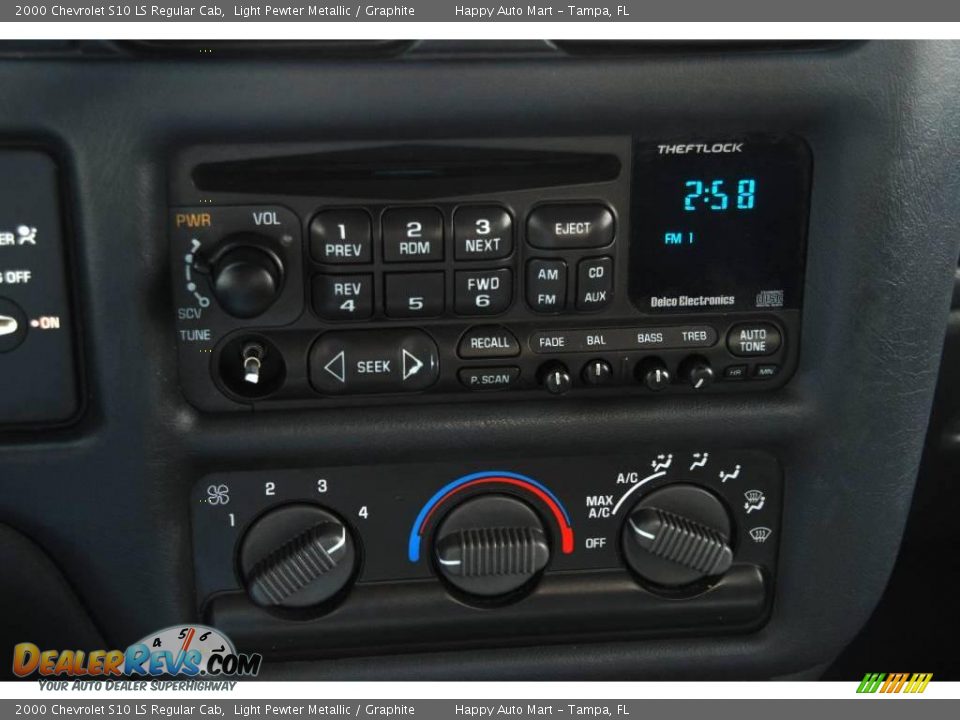 2000 Chevrolet S10 LS Regular Cab Light Pewter Metallic / Graphite Photo #14
