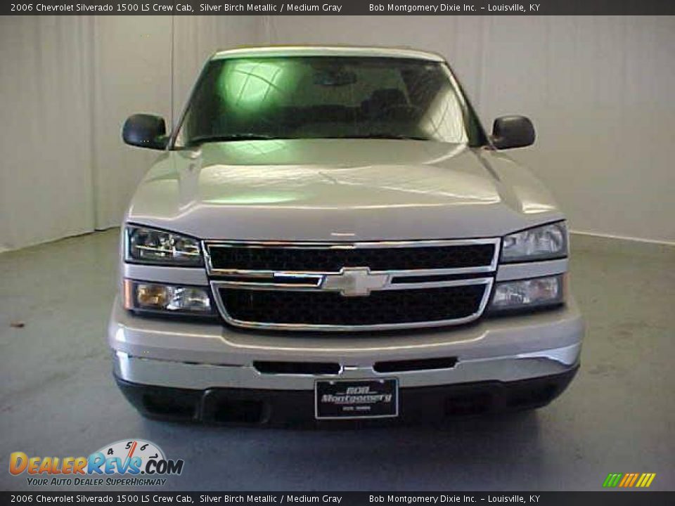 2006 Chevrolet Silverado 1500 LS Crew Cab Silver Birch Metallic / Medium Gray Photo #2