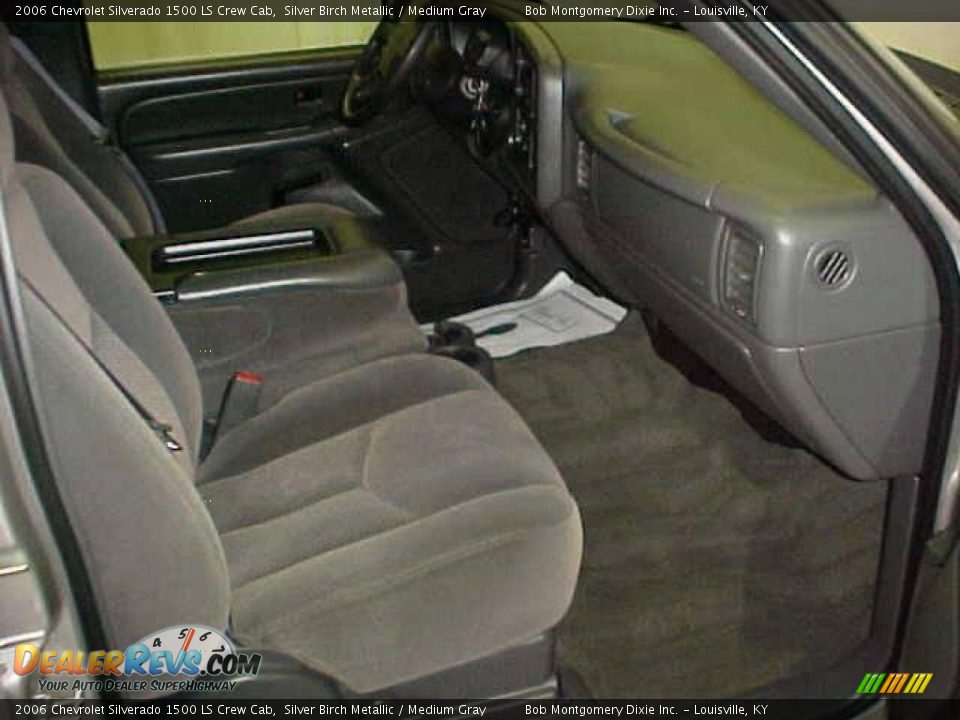 2006 Chevrolet Silverado 1500 LS Crew Cab Silver Birch Metallic / Medium Gray Photo #6