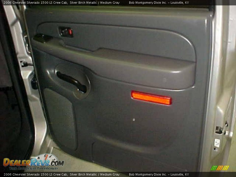 2006 Chevrolet Silverado 1500 LS Crew Cab Silver Birch Metallic / Medium Gray Photo #7