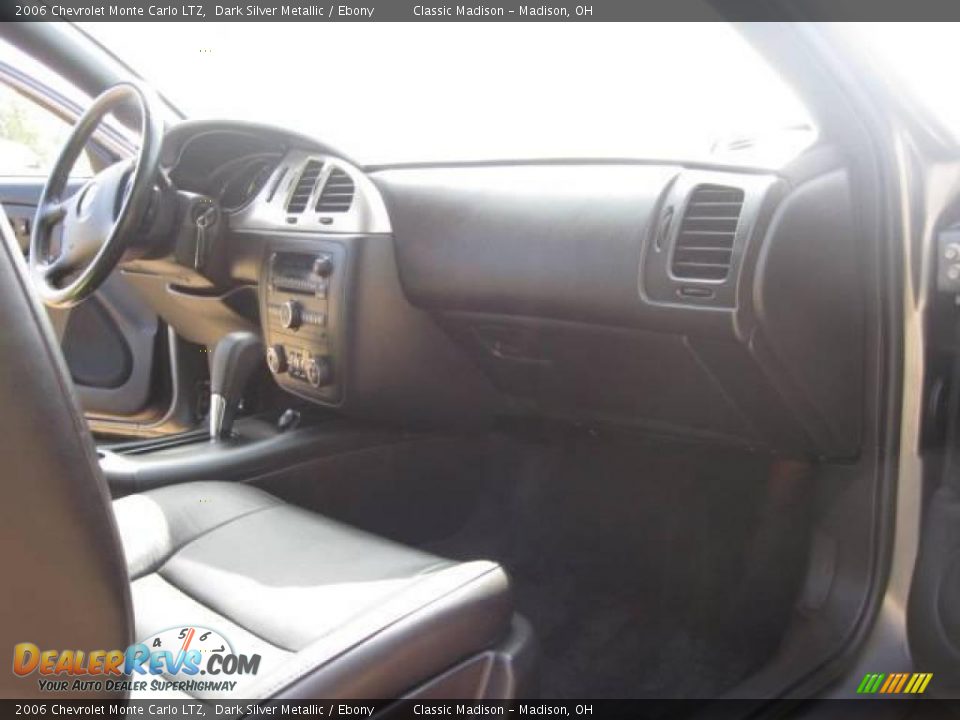2006 Chevrolet Monte Carlo LTZ Dark Silver Metallic / Ebony Photo #16
