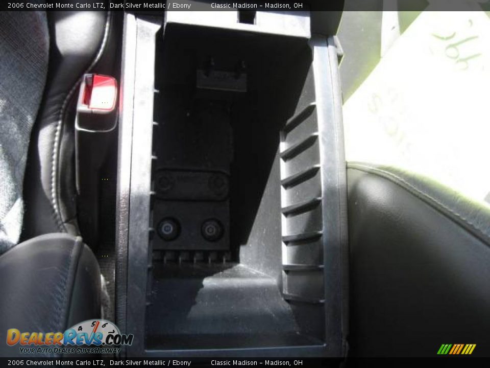 2006 Chevrolet Monte Carlo LTZ Dark Silver Metallic / Ebony Photo #29