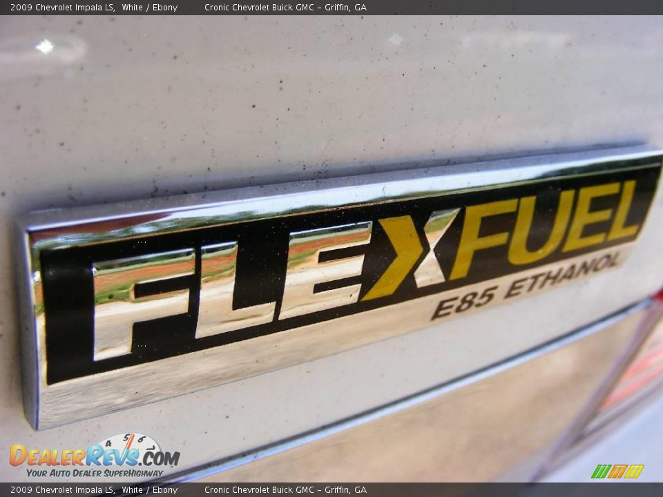 2009 Chevrolet Impala LS White / Ebony Photo #9