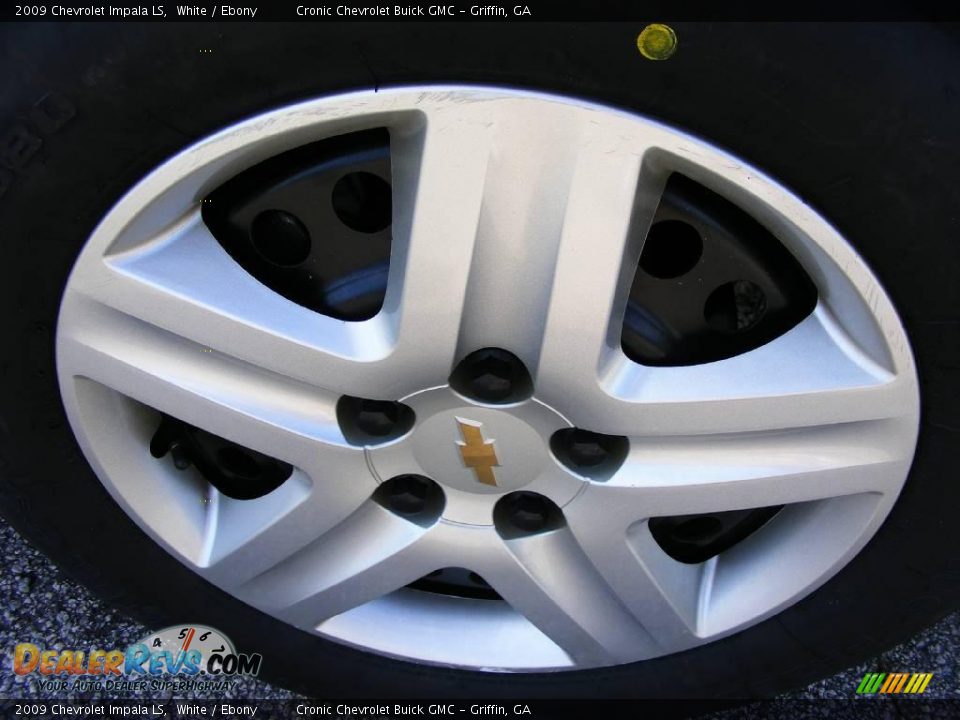 2009 Chevrolet Impala LS White / Ebony Photo #10