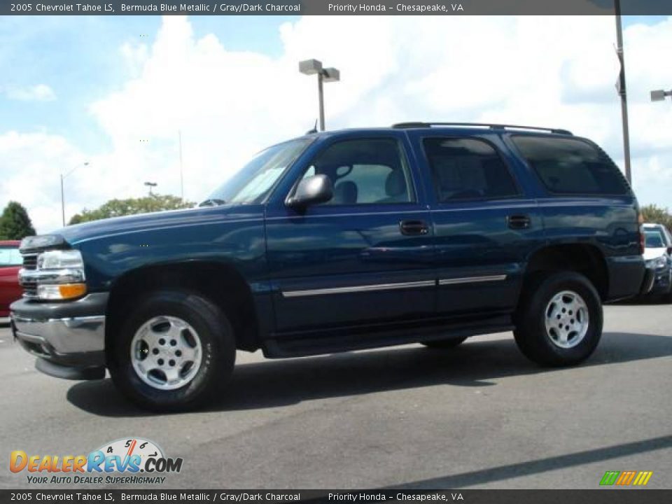 2005 Chevrolet Tahoe LS Bermuda Blue Metallic / Gray/Dark Charcoal Photo #2