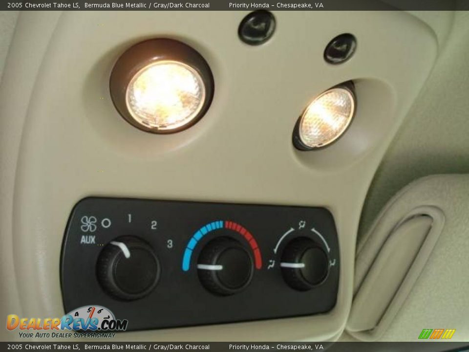 2005 Chevrolet Tahoe LS Bermuda Blue Metallic / Gray/Dark Charcoal Photo #17
