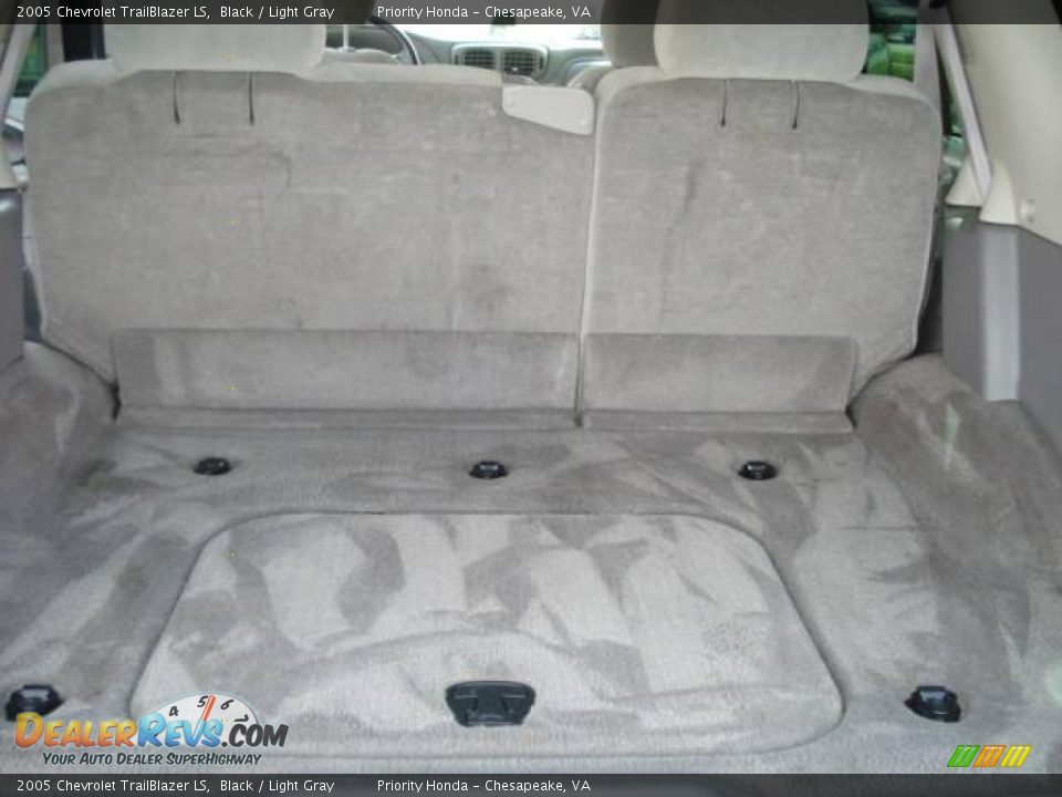 2005 Chevrolet TrailBlazer LS Black / Light Gray Photo #12