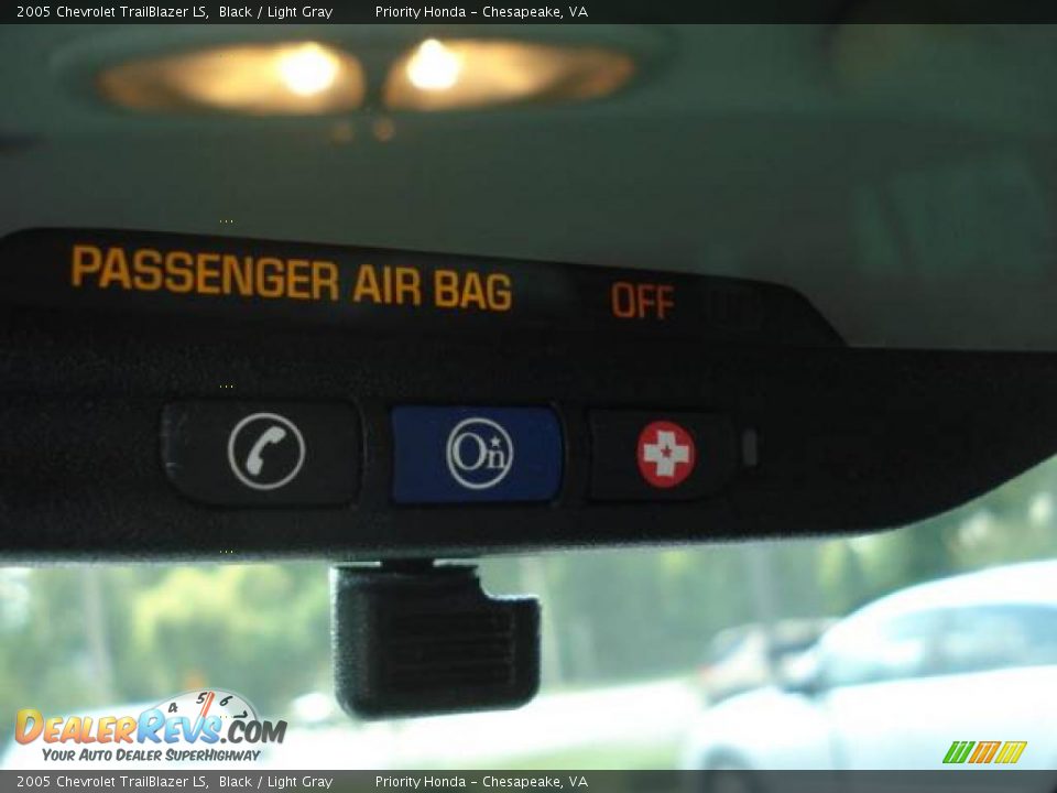 2005 Chevrolet TrailBlazer LS Black / Light Gray Photo #18