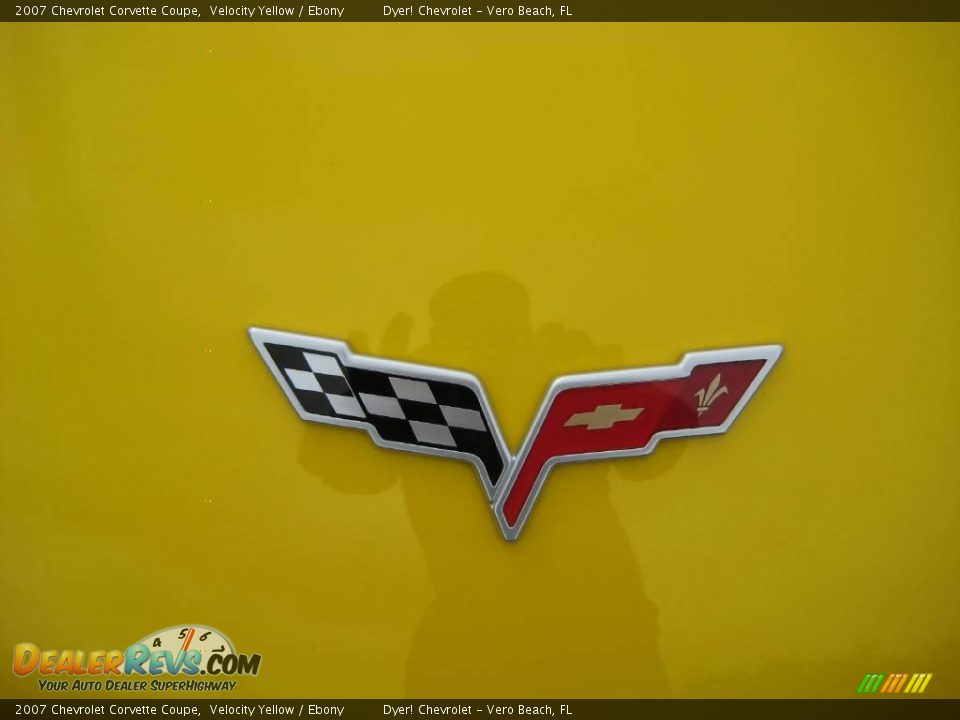 2007 Chevrolet Corvette Coupe Velocity Yellow / Ebony Photo #14