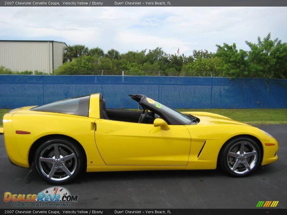 2007 Chevrolet Corvette Coupe Velocity Yellow / Ebony Photo #28