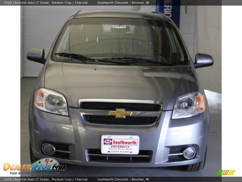 2009 Chevrolet Aveo LT Sedan Medium Gray / Charcoal Photo #2