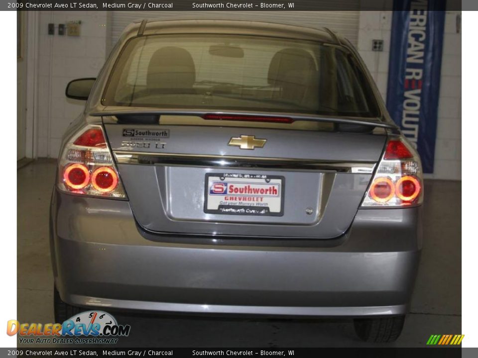 2009 Chevrolet Aveo LT Sedan Medium Gray / Charcoal Photo #3