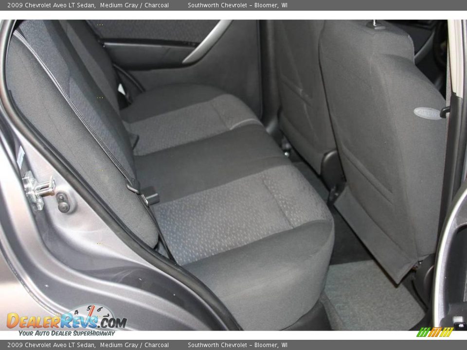 2009 Chevrolet Aveo LT Sedan Medium Gray / Charcoal Photo #5