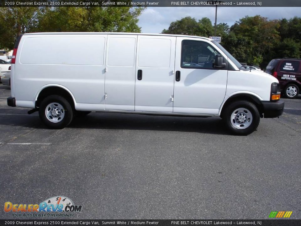 2009 Chevrolet Express 2500 Extended Cargo Van Summit White / Medium Pewter Photo #3