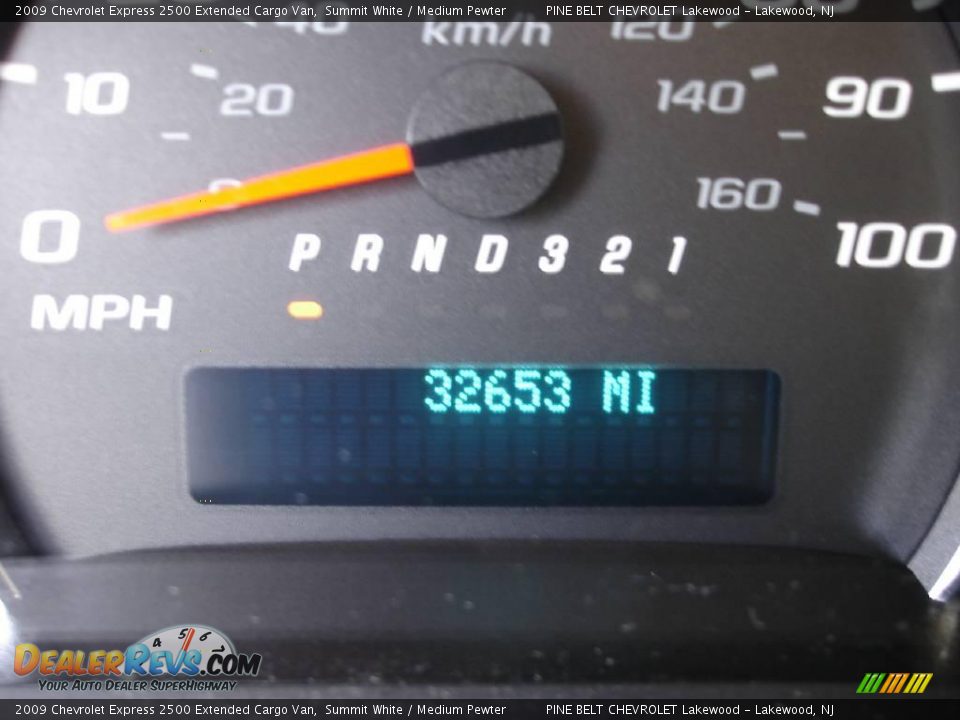 2009 Chevrolet Express 2500 Extended Cargo Van Summit White / Medium Pewter Photo #14