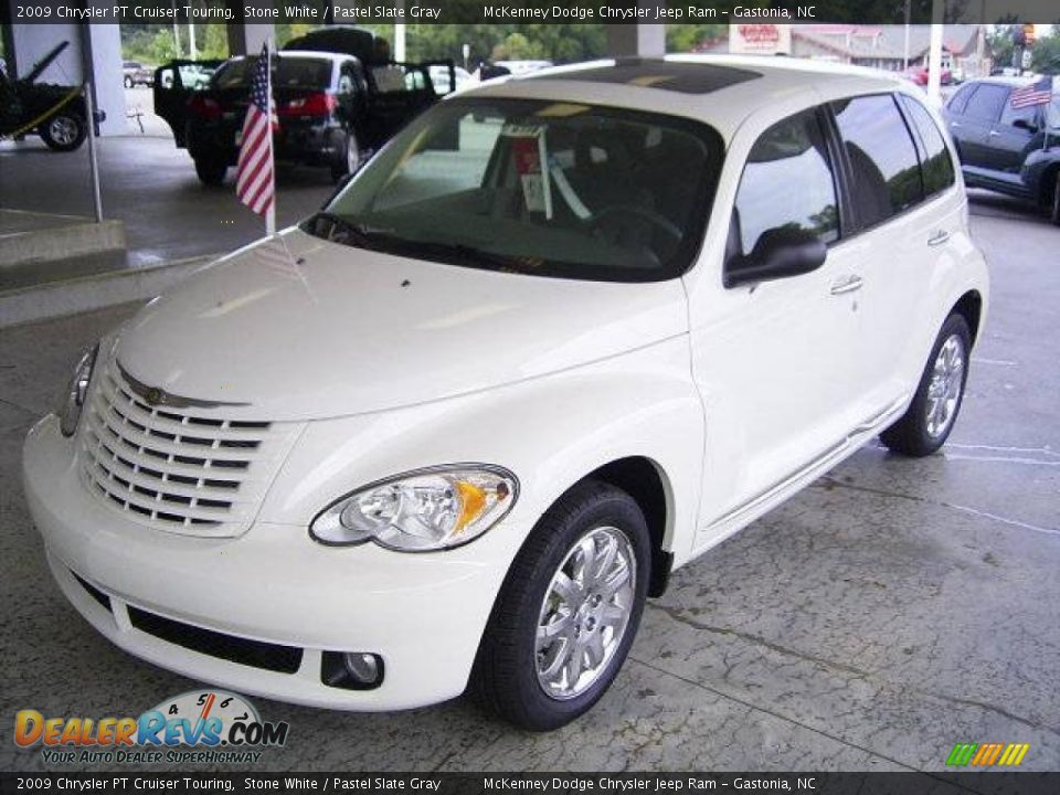 2009 Chrysler PT Cruiser Touring Stone White / Pastel Slate Gray Photo #1