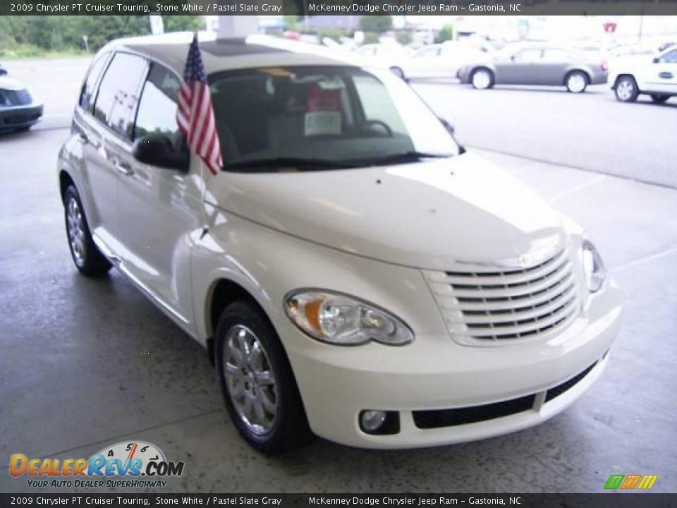 2009 Chrysler PT Cruiser Touring Stone White / Pastel Slate Gray Photo #5