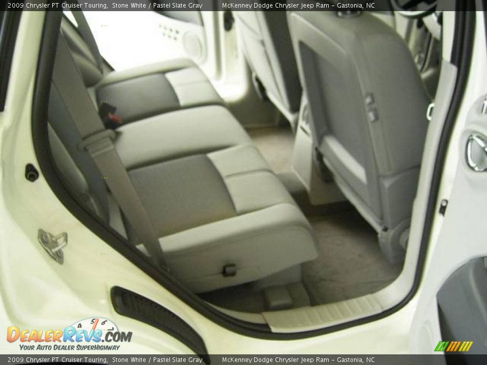 2009 Chrysler PT Cruiser Touring Stone White / Pastel Slate Gray Photo #11
