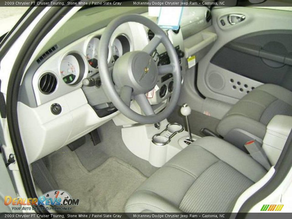 2009 Chrysler PT Cruiser Touring Stone White / Pastel Slate Gray Photo #24