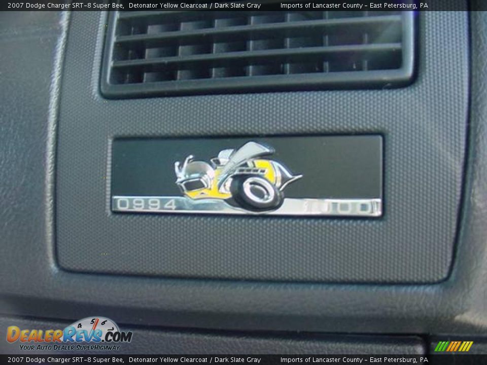 2007 Dodge Charger SRT-8 Super Bee Detonator Yellow Clearcoat / Dark Slate Gray Photo #10