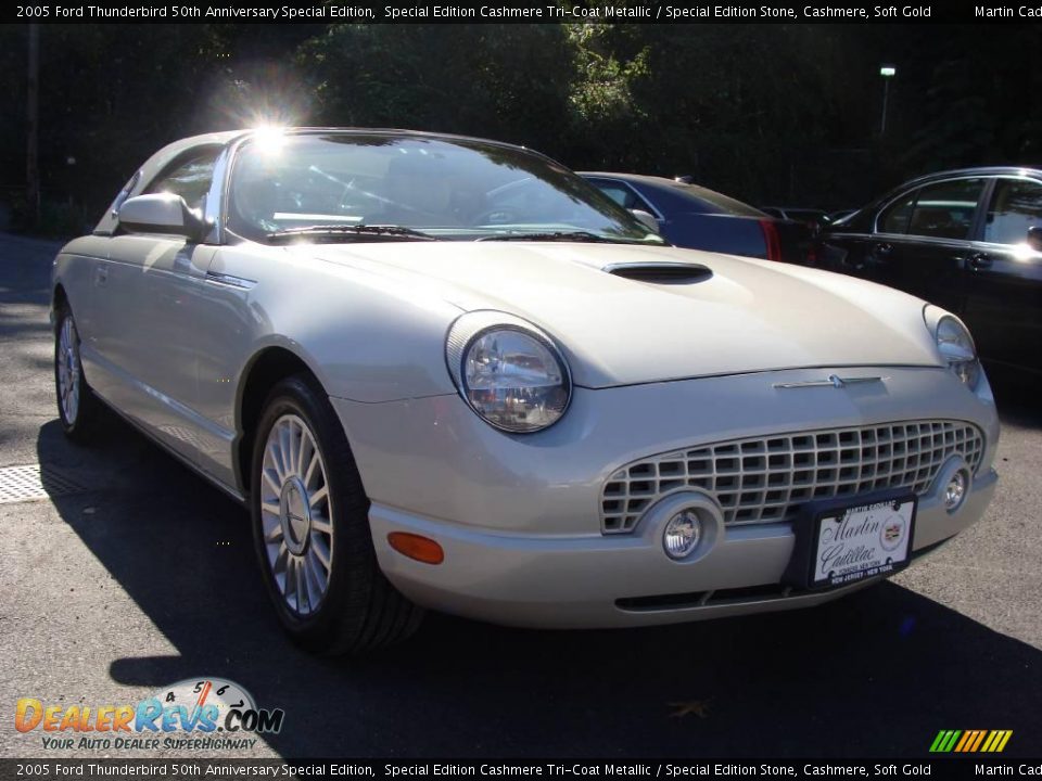 2005 Ford Thunderbird 50th Anniversary Special Edition Special Edition Cashmere Tri-Coat Metallic / Special Edition Stone, Cashmere, Soft Gold Photo #3