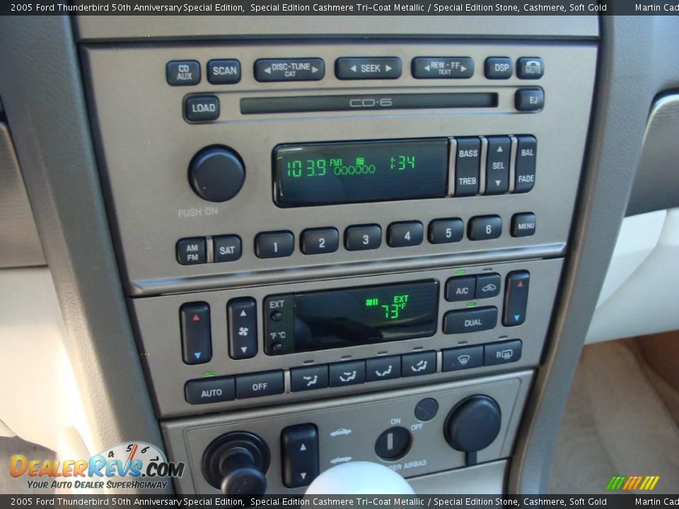 2005 Ford Thunderbird 50th Anniversary Special Edition Special Edition Cashmere Tri-Coat Metallic / Special Edition Stone, Cashmere, Soft Gold Photo #24