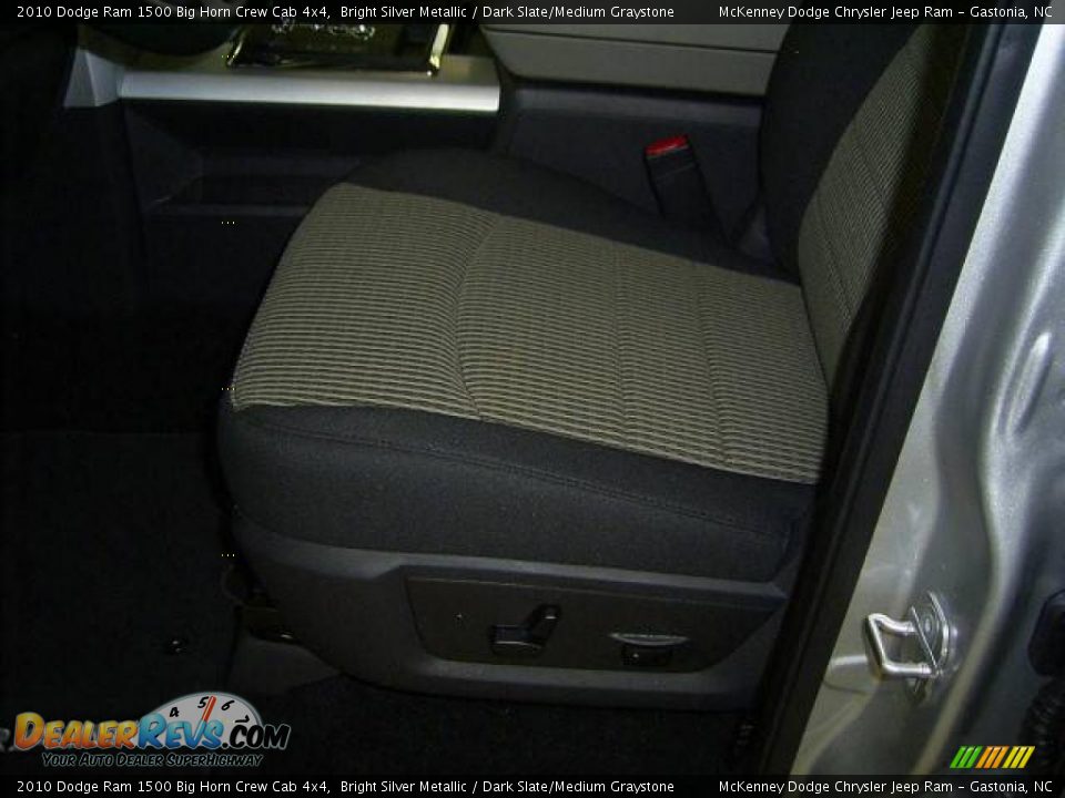 2010 Dodge Ram 1500 Big Horn Crew Cab 4x4 Bright Silver Metallic / Dark Slate/Medium Graystone Photo #8