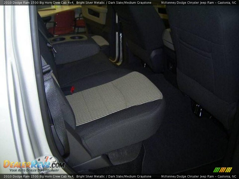 2010 Dodge Ram 1500 Big Horn Crew Cab 4x4 Bright Silver Metallic / Dark Slate/Medium Graystone Photo #10