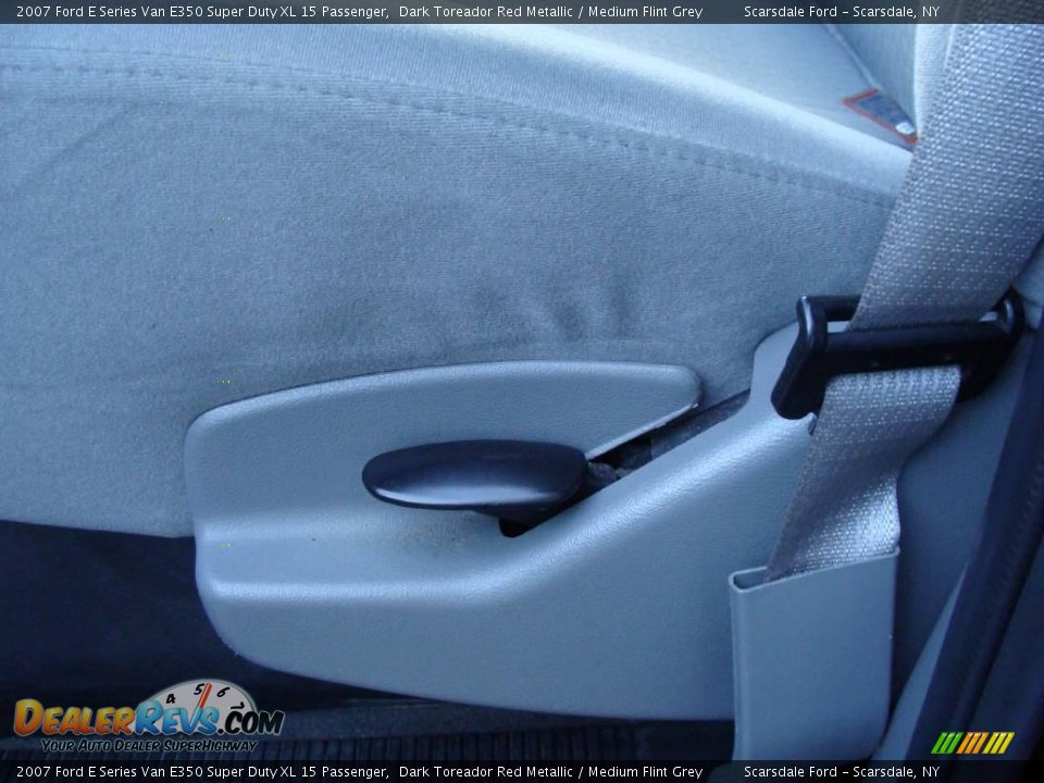 2007 Ford E Series Van E350 Super Duty XL 15 Passenger Dark Toreador Red Metallic / Medium Flint Grey Photo #12