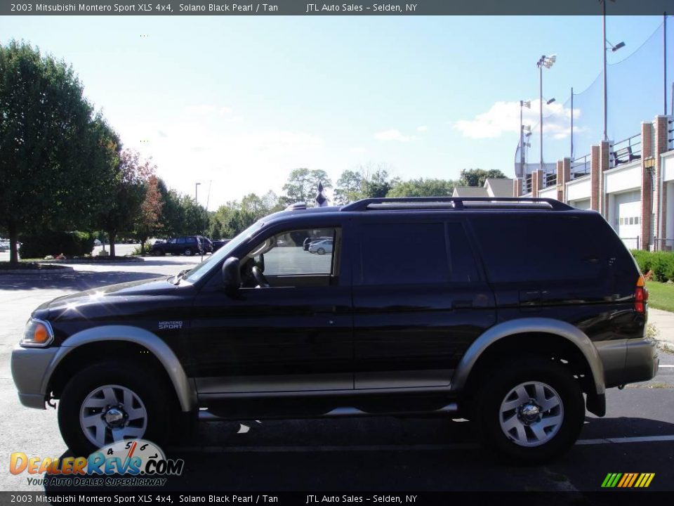 2003 Mitsubishi Montero Sport XLS 4x4 Solano Black Pearl / Tan Photo #3