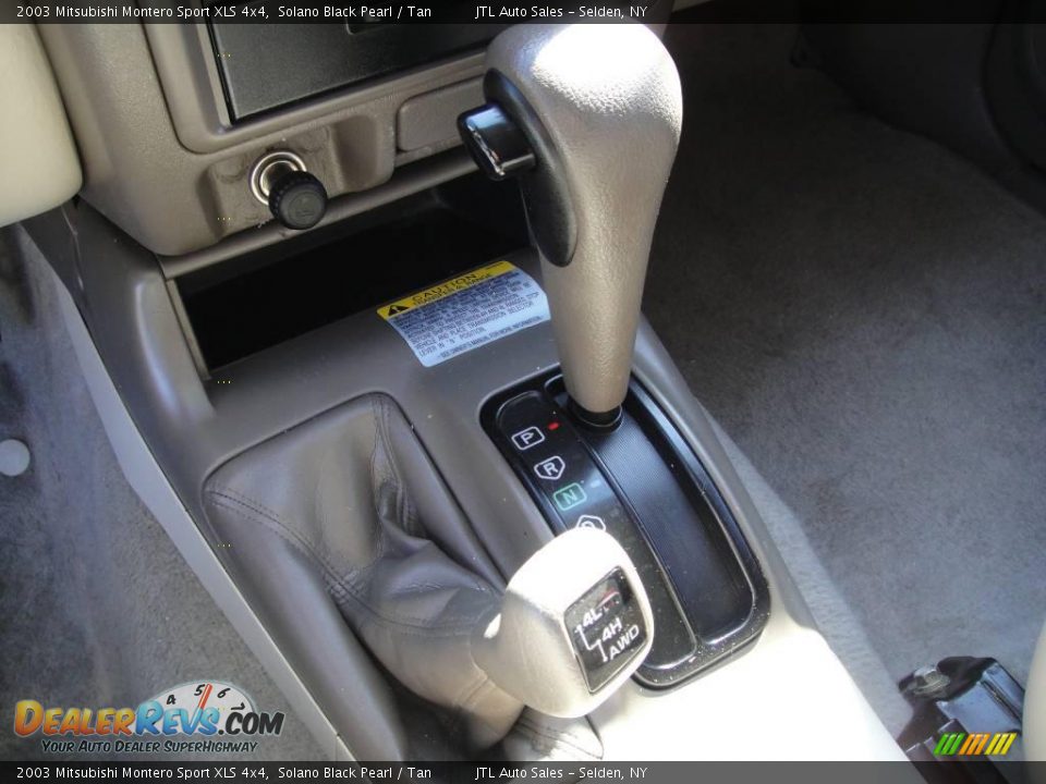 2003 Mitsubishi Montero Sport XLS 4x4 Solano Black Pearl / Tan Photo #14