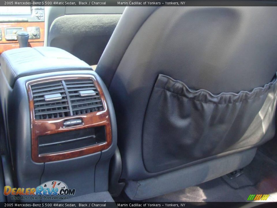 2005 Mercedes-Benz S 500 4Matic Sedan Black / Charcoal Photo #23