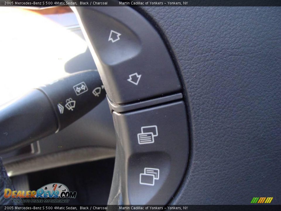 2005 Mercedes-Benz S 500 4Matic Sedan Black / Charcoal Photo #24