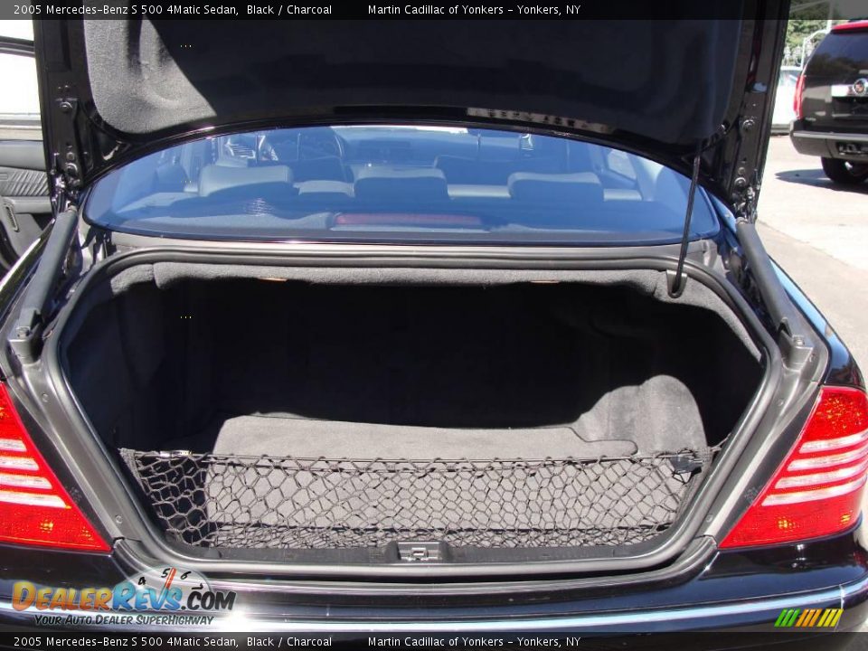 2005 Mercedes-Benz S 500 4Matic Sedan Black / Charcoal Photo #27