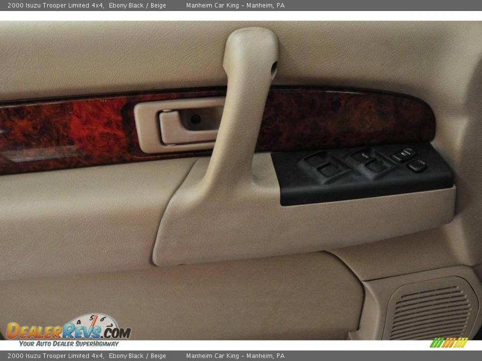 2000 Isuzu Trooper Limited 4x4 Ebony Black / Beige Photo #13