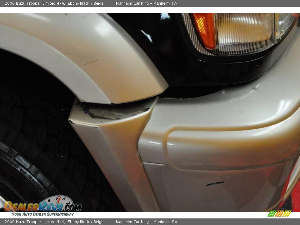 2000 Isuzu Trooper Limited 4x4 Ebony Black / Beige Photo #25